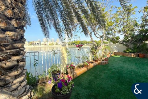 Villa en The Lakes, Dubai, 4 dormitorios, 324 m², № 88448 - foto 22