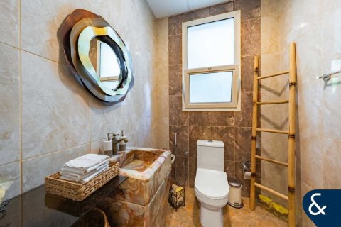 Villa in The Villa, Dubai 4 bedrooms, 372 sq.m. № 88439 - photo 8