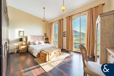 Villa in The Villa, Dubai 4 bedrooms, 372 sq.m. № 88439 - photo 11