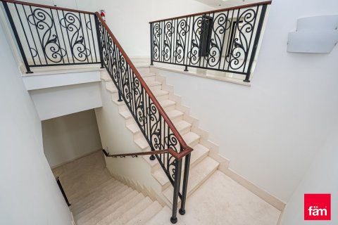 Villa en Al Furjan, Dubai, 4 dormitorios, 600 m², № 70507 - foto 15