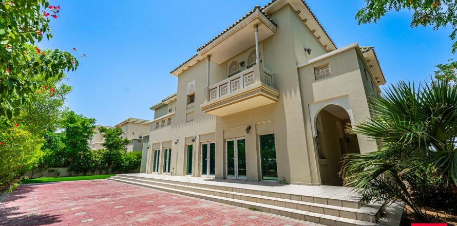 Villa en Al Furjan, Dubai, 4 dormitorios, 600 m², № 70507