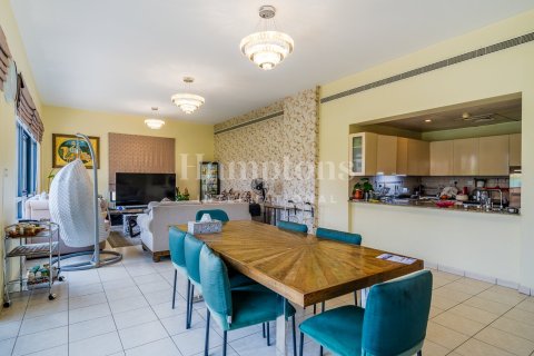 Appartement à Greens, Dubai, 3 chambres, 191.84469500 m², № 63507 - photo 4