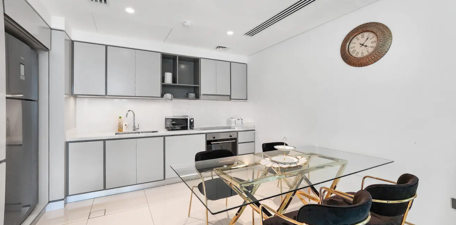 Appartement à Dubai, 2 chambres, 118 m², № 5525
