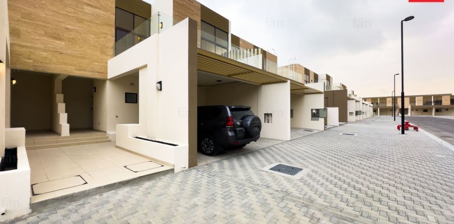 Villa in Dubai 4 bedrooms, 187.2 sq.m. № 84091