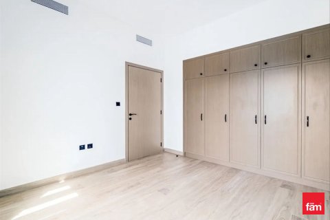 Купить таунхаус в Дубае: 3 спальни, 144м², № 84089 - фото 7