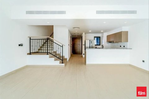 Купить таунхаус в Дубае: 3 спальни, 144м², № 84089 - фото 11