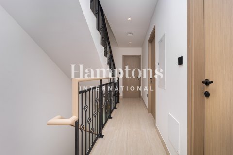 Villa à Damac Lagoons, Dubai, 5 chambres, 272.29869300 m², № 63559 - photo 12