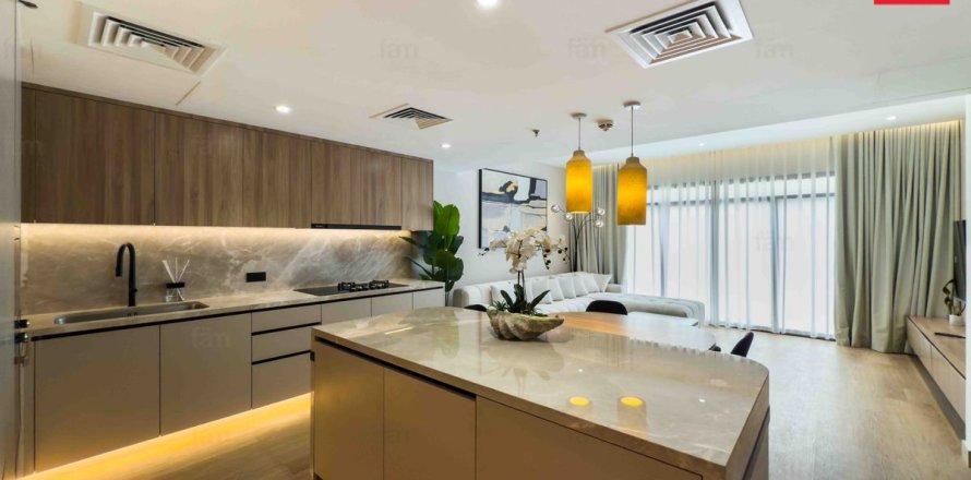 Maison de ville à Dubai, 4 chambres, 300.3 m², № 52186