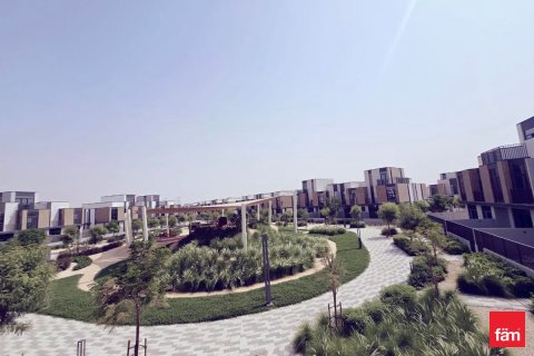 Villa in Dubai 4 bedrooms, 460.3 sq.m. № 52193 - photo 14