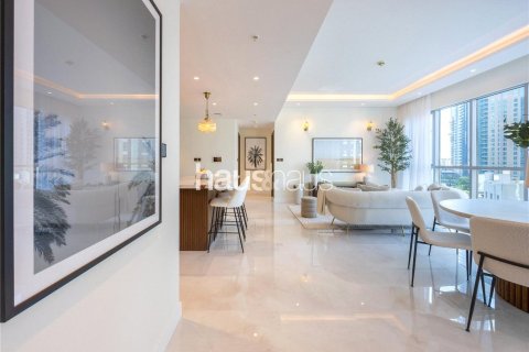 Apartment in The Residences, Downtown Dubai (Downtown Burj Dubai), Dubai 2 bedrooms, 127 sq.m. № 43344 - photo 15