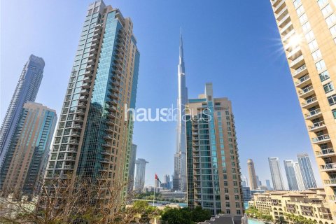 Apartment in The Residences, Downtown Dubai (Downtown Burj Dubai), Dubai 2 bedrooms, 127 sq.m. № 43344 - photo 2