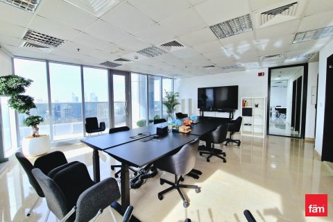 Bureau à Dubai, 176 m², № 89216 - photo 18