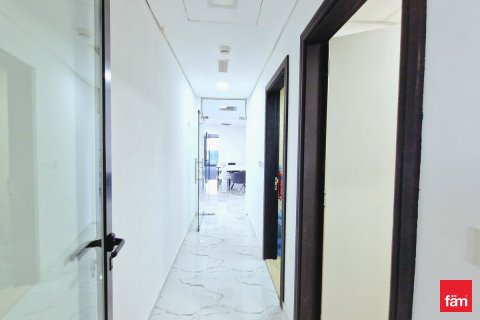 Bureau à Dubai, 176 m², № 89216 - photo 12