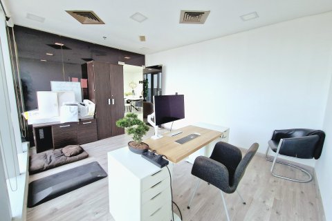 Bureau à Dubai, 176 m², № 89216 - photo 8