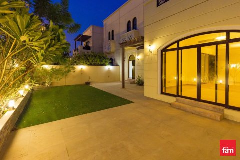 Adosado en Dubai, 4 dormitorios, 309.4 m², № 89213 - foto 13