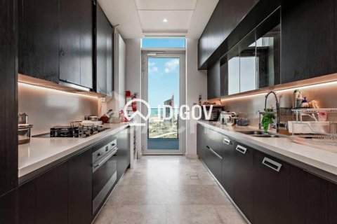 Apartment in Jumeirah Lake Towers, Dubai 2 bedrooms, 135.36 sq.m. № 122035 - photo 10