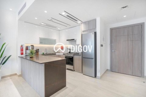 Apartment in Jumeirah Lake Towers, Dubai 2 bedrooms, 135.36 sq.m. № 122035 - photo 8