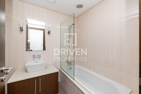 Купить квартиру в DIFC, Дубай: 2 спальни, 163м², № 19692 - фото 18