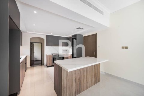 Villa à Dubai, 5 chambres, 935 m², № 57759 - photo 11