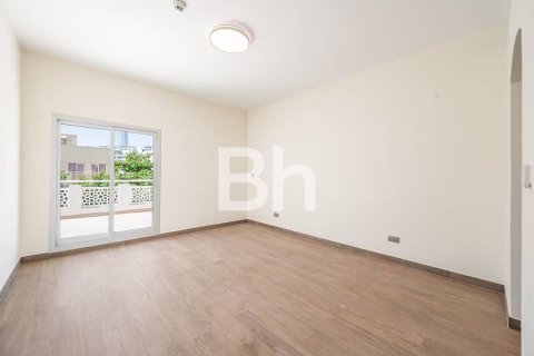 Villa à Dubai, 5 chambres, 935 m², № 57759 - photo 22