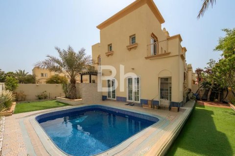 Villa à The Springs, Dubai, 2 chambres, 304 m², № 57760 - photo 1