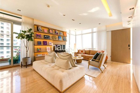 Купить квартиру в The Views, Дубай: 2 спальни, 130м², № 43777 - фото 10