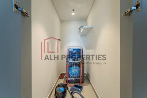 Apartment in Downtown Dubai (Downtown Burj Dubai), Dubai 3 bedrooms, 153 sq.m. № 92792 - photo 25