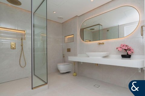 Apartment in Downtown Dubai (Downtown Burj Dubai), Dubai 3 bedrooms, 193 sq.m. № 98956 - photo 15