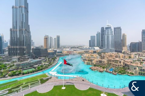 Apartment in Downtown Dubai (Downtown Burj Dubai), Dubai 3 bedrooms, 193 sq.m. № 98956 - photo 2