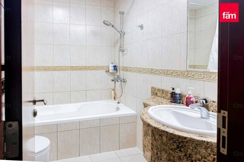 Apartment in Dubai Marina, Dubai 2 bedrooms, 109.7 sq.m. № 52118 - photo 16
