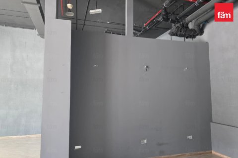 Shop in Dubai 82.6 sq.m. № 52121 - photo 5