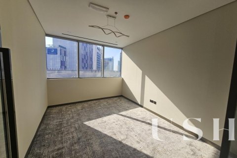 Office in Barsha Heights (Tecom), Dubai 215 sq.m. № 39042 - photo 9
