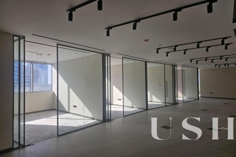 Office in Barsha Heights (Tecom), Dubai 215 sq.m. № 39042 - photo 14