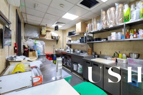 Tienda en Dubai Marina, Dubai, 81 m², № 39043 - foto 12