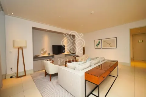 Apartment in Downtown Dubai (Downtown Burj Dubai), Dubai 2 bedrooms, 152 sq.m. № 109956 - photo 4