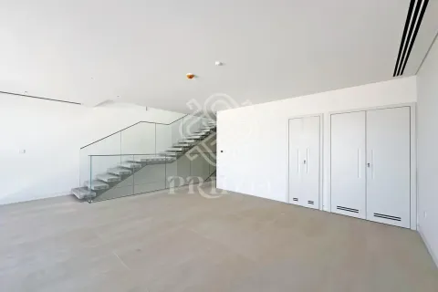 Townhouse in Dubai 4 bedrooms, 540 sq.m. № 109954 - photo 3