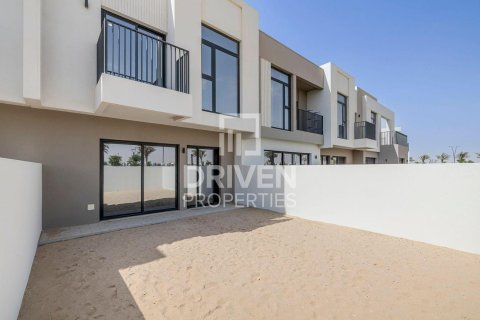 Villa in EMAAR South, Dubai South (Dubai World Central), Dubai 3 bedrooms, 156.73 sq.m. № 128765 - photo 16