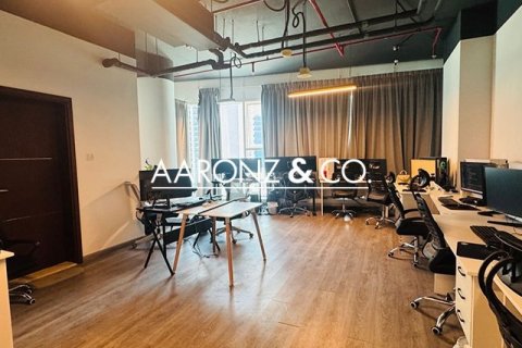 Office in Business Bay, Dubai 61 sq.m. № 94339 - photo 6