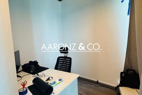 Office in Business Bay, Dubai 61 sq.m. № 94339 - photo 8