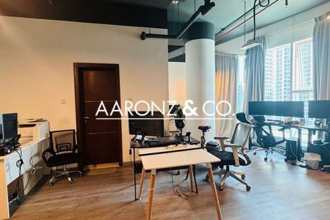 Office in Business Bay, Dubai 61 sq.m. № 94339 - photo 3