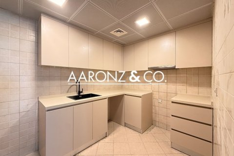 Apartamento en Jumeirah Lake Towers, Dubai, 3 dormitorios, 114 m², № 94341 - foto 11