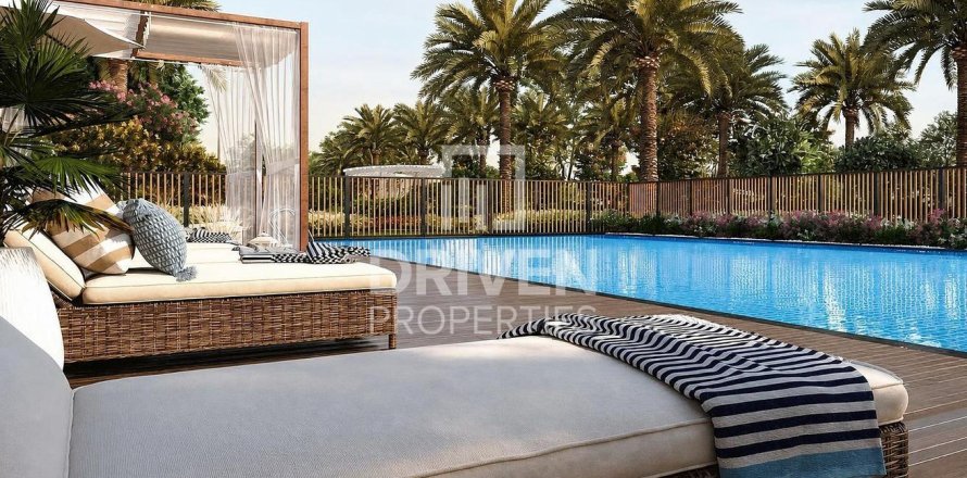 Townhouse in District 12, Jumeirah Village Circle, Dubai 1 bedroom, 179.95 sq.m. № 137188