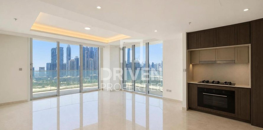 Apartamento en EMAAR Beachfront, Dubai Harbour, Dubai, 3 dormitorios, 171.5 m², № 137178