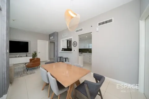 Apartment in Iris Blue, Dubai Marina, Dubai 2 bedrooms, 127 sq.m. № 122770 - photo 6