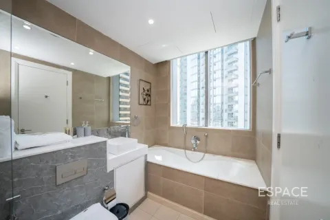 Apartment in Iris Blue, Dubai Marina, Dubai 2 bedrooms, 127 sq.m. № 122770 - photo 9