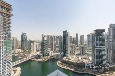 Apartment in Dubai Marina, Dubai 1 bedroom, 74 sq.m. № 122773 - photo 15