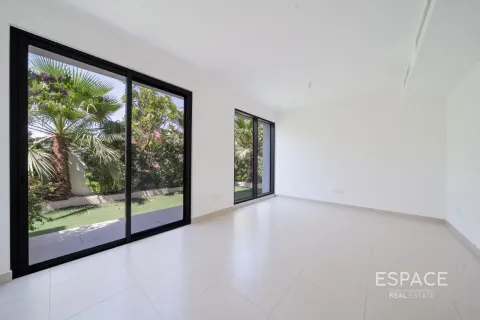 Villa à Dubai Hills Estate, Dubai, 4 chambres, 229 m², № 122771 - photo 2