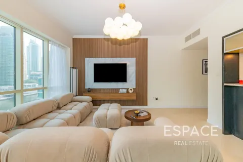 Apartment in Dubai Marina, Dubai 2 bedrooms, 147 sq.m. № 122774 - photo 2