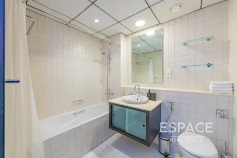 Apartment in Dubai Marina, Dubai 2 bedrooms, 147 sq.m. № 122774 - photo 11