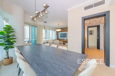 Apartment in Dubai Marina, Dubai 2 bedrooms, 147 sq.m. № 122774 - photo 14